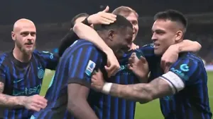 خلاصه بازی اینتر 5 - آاس رم 2