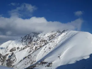 ارتفاعات مازندران در محاصره برف و کولاک؛ کوهنوردی ممنوع