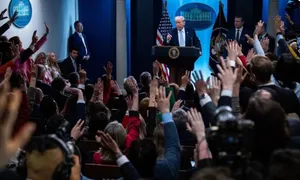 پیروزی دیپلماتیک یا فاجعۀ استراتژیکِ واشنگتن؛ کلید بزرگترین گلوگاه نفتی جهان در دست تهران