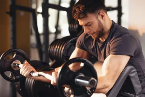 ۶ راه برای افزایش قدرت بدون رفتن به باشگاه