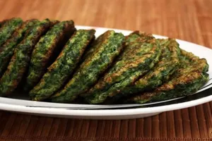 طرز تهیه کوکو سیب زمینی و اسفناج؛ یک غذای خانگی ساده و لذیذ