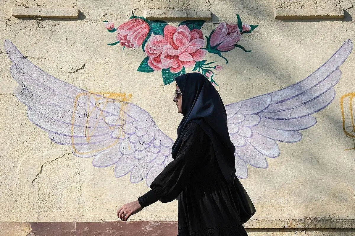 زنان و جنگ
