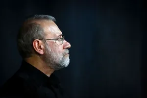 روزنامه جوان: لاریجانی چهره شاخص و تاثیرگذار جنگ بود