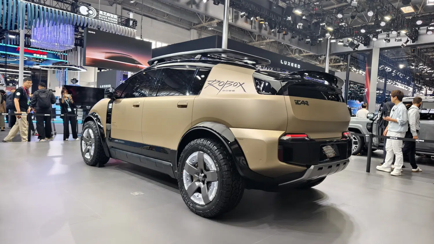 مفهومی iCAR RoBox و پلتفرم i-Swift 3.0