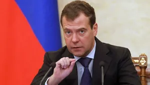 هشدار مدودف درباره تاسیسات پهپادی اروپا
