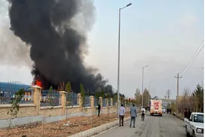 آتش‌سوزی در شهرک صنعتی آبادان خاموش شد