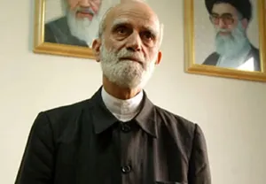 «عباس شیبانی و مهدی بازرگان» در دادگاه نظامی؛ سال 1342(عکس)