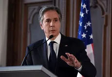 بلینکن: ترامپ خود را در گوشه رینگ گرفتار کرد